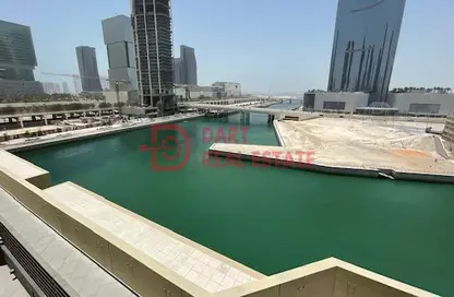 صورة لـ حوض سباحة شقة - 3 غرف نوم - 4 حمامات للايجار في كانال ريزيدينس - جزيرة الريم - أبوظبي ، صورة رقم 1