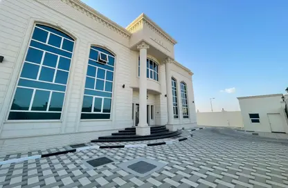 Terrace image for: Villa for rent in Zakher - Al Ain, Image 1