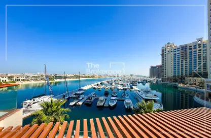 Apartment - Studio - 1 Bathroom for sale in Palm Views East - Palm Views - Palm Jumeirah - Dubai