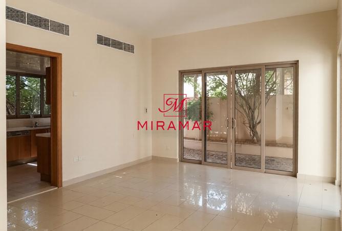 16060683 - Property Image 2