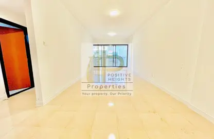 Apartment - 1 Bedroom - 2 Bathrooms for rent in Dawoud Abdulrehman Al Barsha 1 - Al Barsha 1 - Al Barsha - Dubai