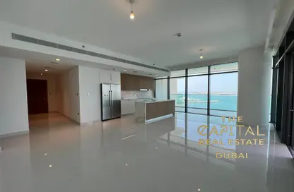 Apartment - 3 Bedrooms - 4 Bathrooms for rent in Beach Vista - EMAAR Beachfront - Dubai Harbour - Dubai