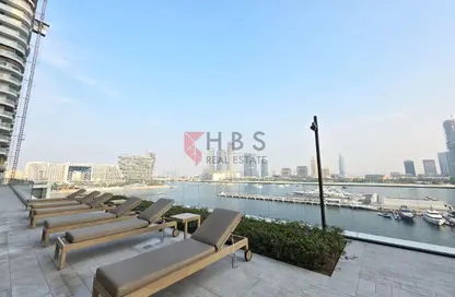 Apartment - 1 Bedroom - 1 Bathroom for sale in Palace Beach Residence Tower 2 - Palace Beach Residence - EMAAR Beachfront - Dubai Harbour - Dubai