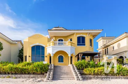 Villa - 4 Bedrooms - 5 Bathrooms for sale in Garden Homes Frond D - Garden Homes - Palm Jumeirah - Dubai