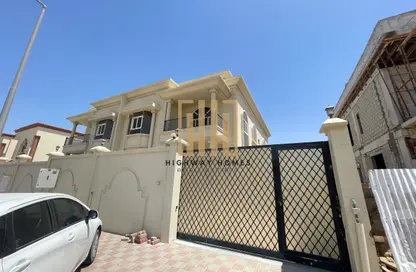Villa - 4 Bedrooms - 7 Bathrooms for rent in Hoshi 1 - Hoshi - Al Badie - Sharjah