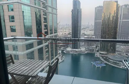 شقة - 2 غرف نوم - 2 حمامات للايجار في جلوبال ليك فيو - (JLT) مجمع E - أبراج بحيرات الجميرا - دبي
