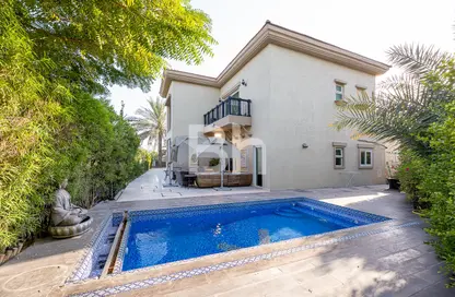 Villa - 4 Bedrooms - 5 Bathrooms for rent in Entertainment Foyer - European Clusters - Jumeirah Islands - Dubai