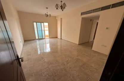 شقة - 2 غرف نوم - 2 حمامات للايجار في فلل الروضة 2 - 2  الروضة - الروضة - عجمان