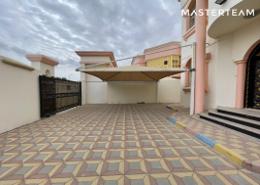 Villa - 4 bedrooms - 6 bathrooms for rent in Al Suwaifi - Zakher - Al Ain