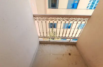 شقة - 2 غرف نوم - 2 حمامات للايجار في شارع بوخارا ​ - النهدة - الشارقة