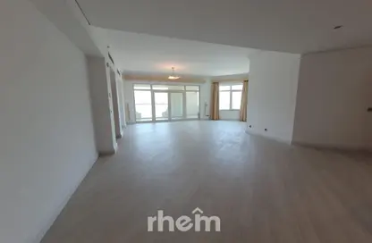 Apartment - 3 Bedrooms - 5 Bathrooms for rent in Al Hatimi - Shoreline Apartments - Palm Jumeirah - Dubai