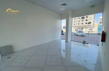 Shop - Studio for rent in Al Jurf 3 - Al Jurf - Ajman Downtown - Ajman