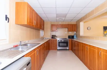 Townhouse - 3 Bedrooms - 3 Bathrooms for rent in The Townhouses at Al Hamra Village - Al Hamra Village - Ras Al Khaimah