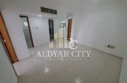 Apartment - 2 Bedrooms - 1 Bathroom for rent in Ajman Corniche Residences - Ajman Corniche Road - Ajman