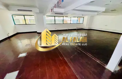 مكتب - استوديو - 2 حمامات للايجار في المجاز 3 - المجاز - الشارقة