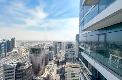 Apartment - 2 Bedrooms - 2 Bathrooms for sale in Vida Residences Dubai Marina - Dubai Marina - Dubai