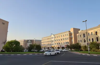 شقة - غرفة نوم - 2 حمامات للبيع في Q03 - طراز فرنسي - المدينة العالمية - دبي