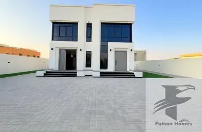 Villa - 5 Bedrooms - 7 Bathrooms for rent in Al Aweer 1 - Al Aweer - Dubai