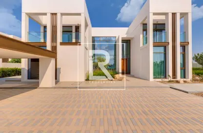 Villa - 5 Bedrooms - 6 Bathrooms for sale in Nad Al Dhabi - Al Jubail Island - Abu Dhabi