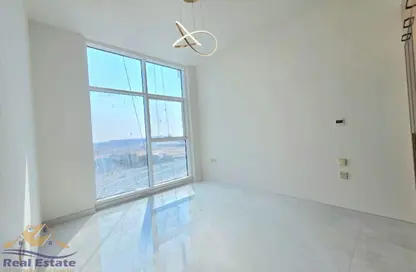 شقة - غرفة نوم - 1 حمام للايجار في سكايز من دانوب - ارجان - دبي