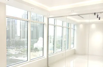 Office Space - Studio - 1 Bathroom for rent in Clover Bay Tower - Business Bay - Dubai