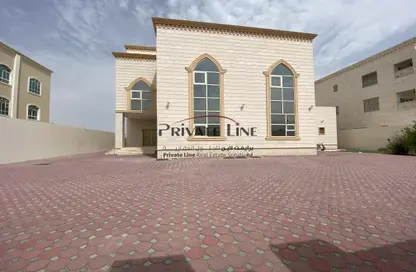 Villa for rent in Al Dhahir - Al Ain