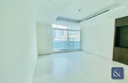 Empty Room image for: Apartment - 2 Bedrooms - 3 Bathrooms for sale in Orra Marina - Dubai Marina - Dubai, Image 1
