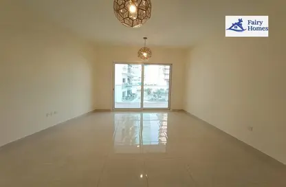 Empty Room image for: Apartment - 1 Bedroom - 2 Bathrooms for rent in AG Tower - Business Bay - Dubai, Image 1