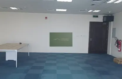 Office Space - Studio for rent in Churchill Towers - Business Bay - Dubai
