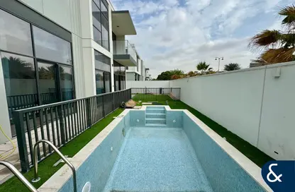 فيلا - 4 غرف نوم - 5 حمامات للبيع في مروج الفرجان شرق - الفرجان - دبي