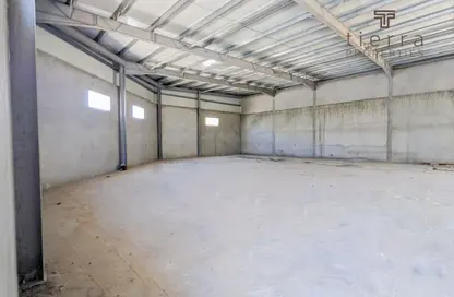 Warehouse - Studio - 1 Bathroom for rent in Jebel Ali Industrial 1 - Jebel Ali Industrial - Jebel Ali - Dubai