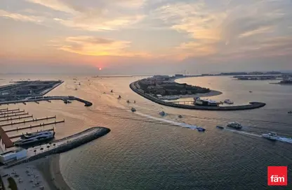 Apartment - 2 Bedrooms - 3 Bathrooms for sale in Beach Vista - EMAAR Beachfront - Dubai Harbour - Dubai