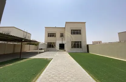 Villa - 4 Bedrooms - 6 Bathrooms for rent in Al Salamat - Al Ain