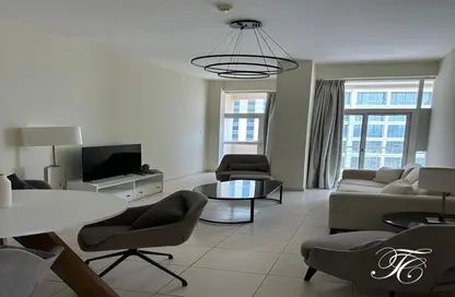 Apartment - 2 Bedrooms - 2 Bathrooms for sale in Royal Residence 1 - Royal Residence - Dubai Sports City - Dubai