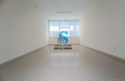 Apartment - Studio - 1 Bathroom for rent in Al Nahda Complex - Al Nahda - Sharjah