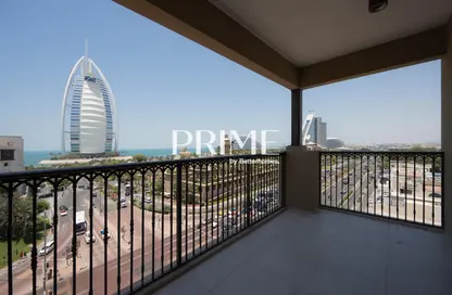 Apartment - 3 Bedrooms - 3 Bathrooms for sale in Lamtara 1 - Madinat Jumeirah Living - Umm Suqeim - Dubai