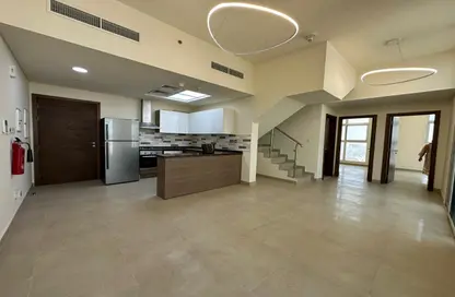 شقة - 3 غرف نوم - 3 حمامات للايجار في عزيزي بلازا - الفرجان - دبي شقة - 3 غرف نوم - 3 حمامات للايجار في عزيزي بلازا - الفرجان - دبي