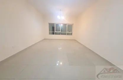 شقة - 3 غرف نوم - 3 حمامات للبيع في بوابة الشارقة - النهدة - الشارقة