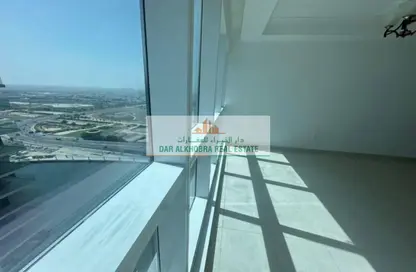 شقة - 1 حمام للايجار في ذا كورت تاور - الخليج التجاري - دبي