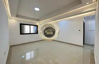 شقة - غرفة نوم - 1 حمام للايجار في شارع المطار - أبوظبي