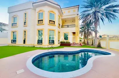 Villa - 5 Bedrooms - 6 Bathrooms for rent in Al Barsha 3 Villas - Al Barsha 3 - Al Barsha - Dubai Villa - 5 Bedrooms - 6 Bathrooms for rent in Al Barsha 3 Villas - Al Barsha 3 - Al Barsha - Dubai