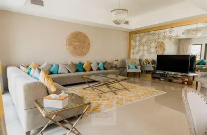 Living Room image for: Villa - 4 Bedrooms - 5 Bathrooms for sale in Bloom Gardens - Al Salam Street - Abu Dhabi, Image 1