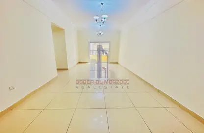 Empty Room image for: Apartment - 3 Bedrooms - 3 Bathrooms for rent in Muwaileh 29 Building - Muwaileh - Sharjah, Image 1