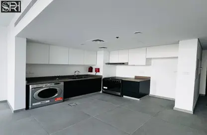 Apartment - 1 Bedroom - 2 Bathrooms for sale in The Link - East Village - Aljada - Sharjah