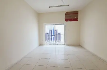 Apartment - 1 Bedroom - 1 Bathroom for rent in Fire Station Road - Muwaileh - Sharjah