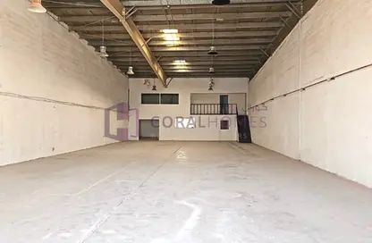 Warehouse - Studio - 1 Bathroom for rent in Dubai Investment Park 1 (DIP 1) - Dubai Investment Park (DIP) - Dubai