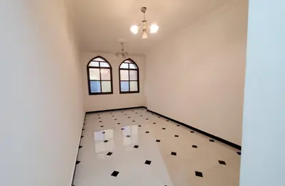 شقة - غرفة نوم - 2 حمامات للايجار في فلل الروضة 2 - 2  الروضة - الروضة - عجمان
