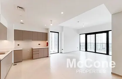 Apartment - 2 Bedrooms - 2 Bathrooms for rent in Act Towers - Opera District - Downtown Dubai - Dubai
