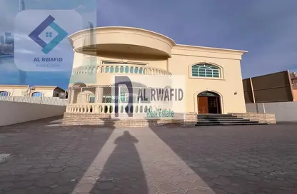 Villa - 5 Bedrooms - 7 Bathrooms for rent in Ajman Corniche Residences - Ajman Corniche Road - Ajman