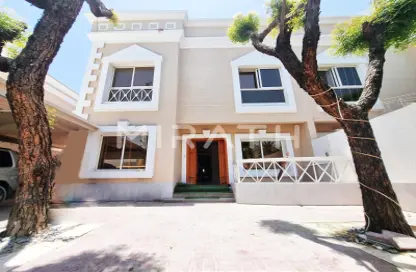 Villa - 4 Bedrooms - 5 Bathrooms for rent in Al Garhoud Villas - Al Garhoud - Dubai
